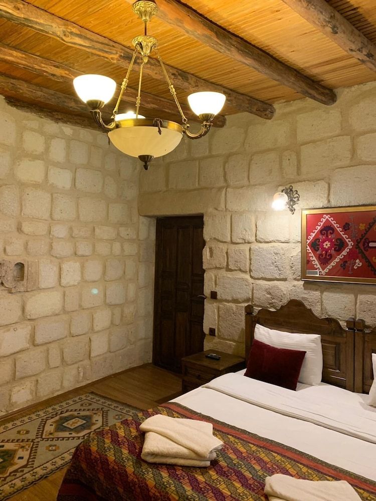 Urgup Inn Cave Hotel Family Triple Room, 1 Bedroom, Courtyard Area 8