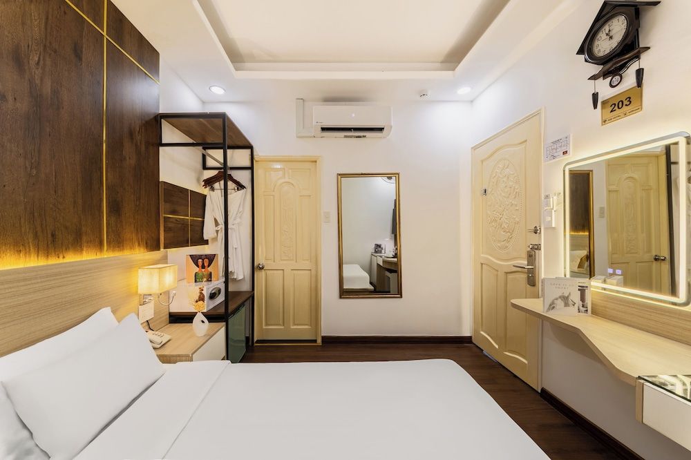 A25 Hotel - 274 De Tham Standard Double Room 5