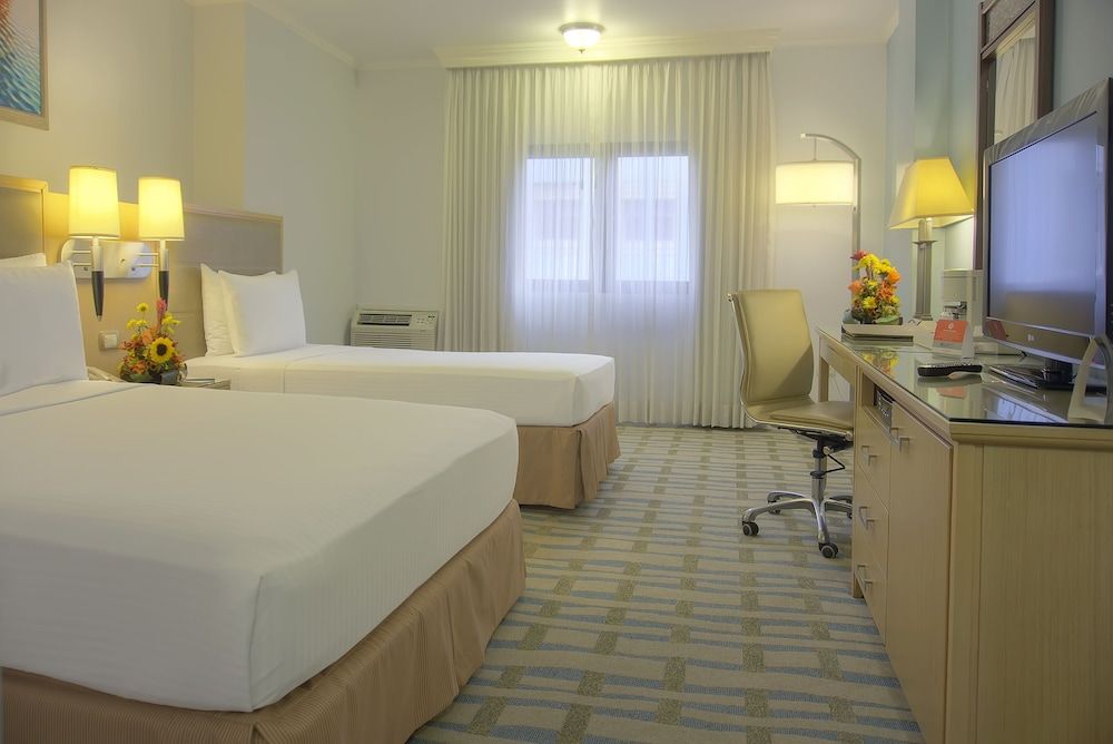Room, Multiple Beds, Non Smoking