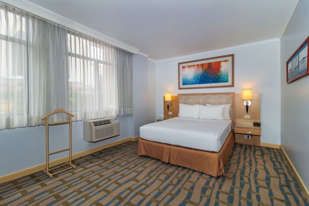 Standard Room, 1 Queen Bed, Non Smoking