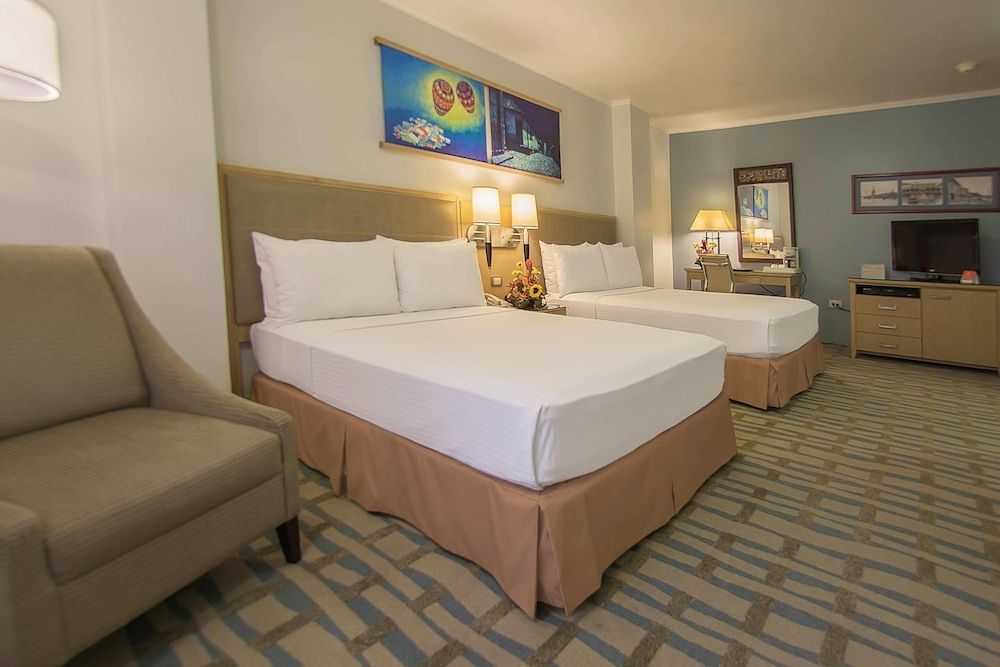 Deluxe Room, 2 Double Beds, Non Smoking