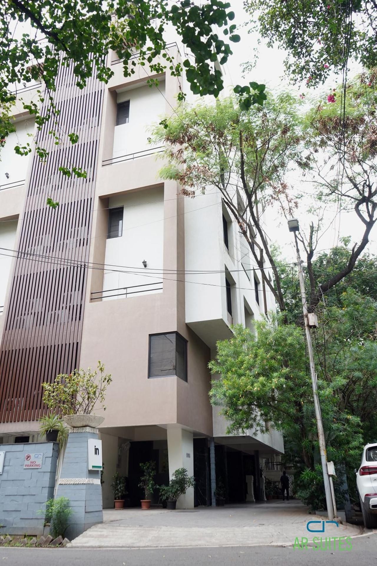 undefined AR Suites Fontana Bay 2