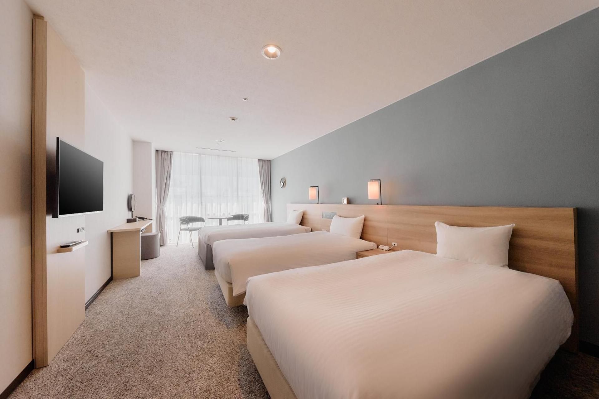 Deluxe Twin Room For 3 People With Extra Bed - Non-Smoking, 30 Sqm