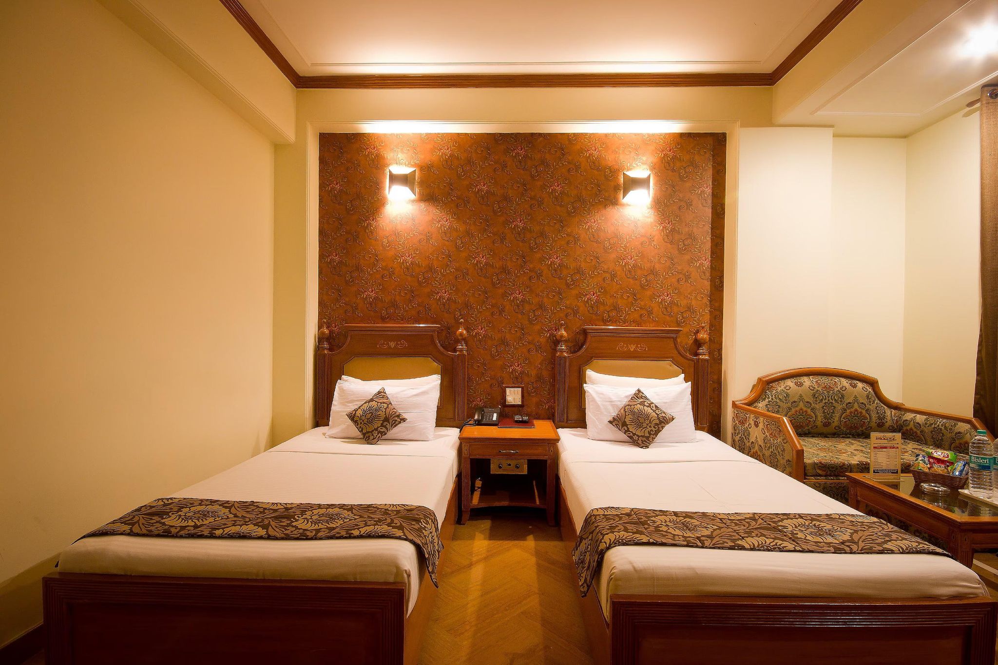 Hotel Sunstar Grand Value Room