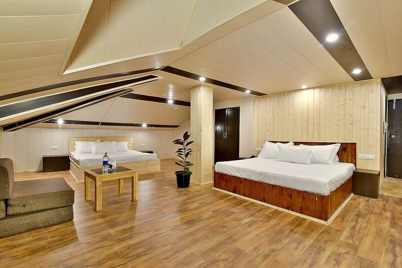 Hotel Devlok by DLS Hotels Manali Family room 4 Bedded Room