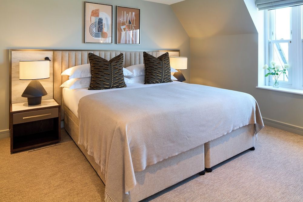 undefined Cheval Phoenix House at Sloane Square 2