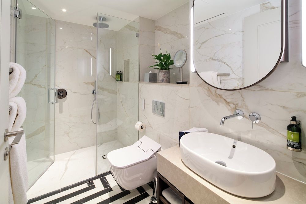 undefined Cheval Phoenix House at Sloane Square 10