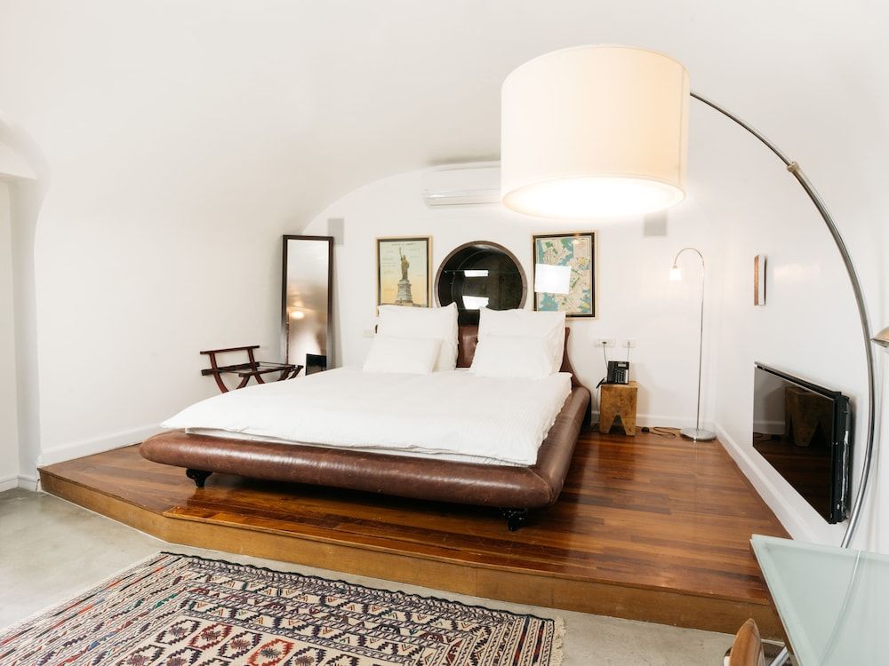 Alegra Boutique Hotel Deluxe Room, Bathtub 3