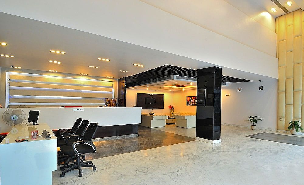 undefined  Hotel Elegance near New Delhi Railway Station 3