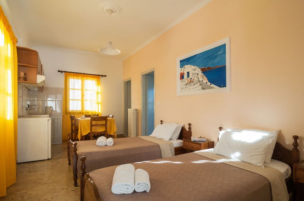 undefined Holiday Beach Resort 5