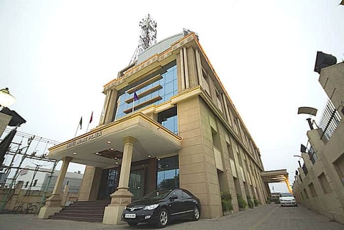 undefined The Hotel Royal Plaza 6