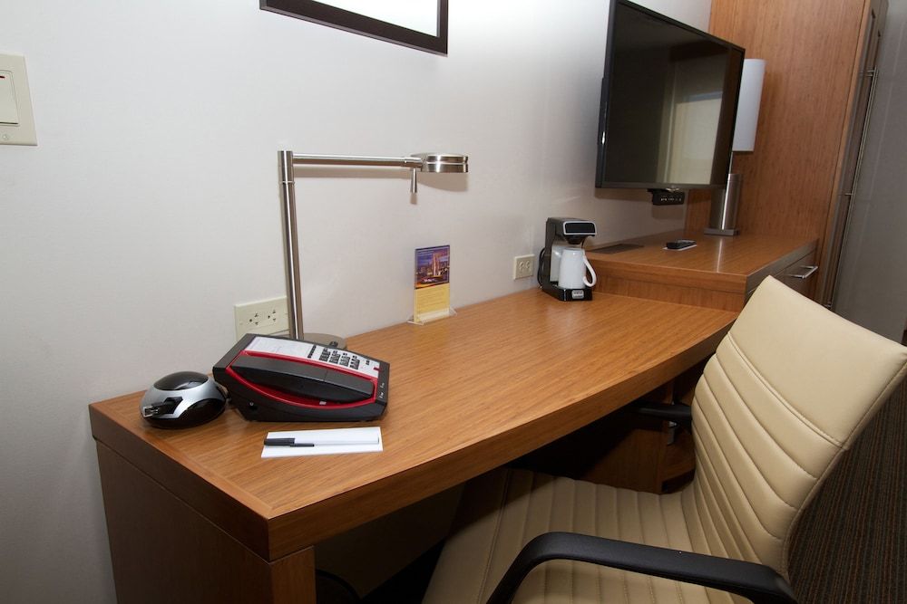 Standard Room, 2 Queen Beds (No Sofabed)