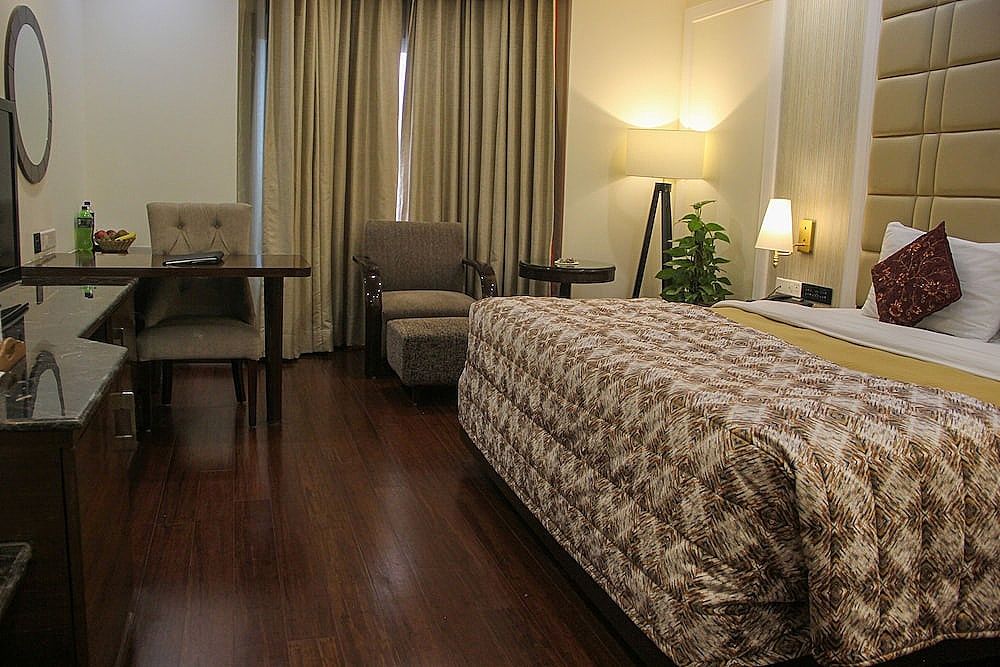 Hotel Samrat Executive Deluxe Room
