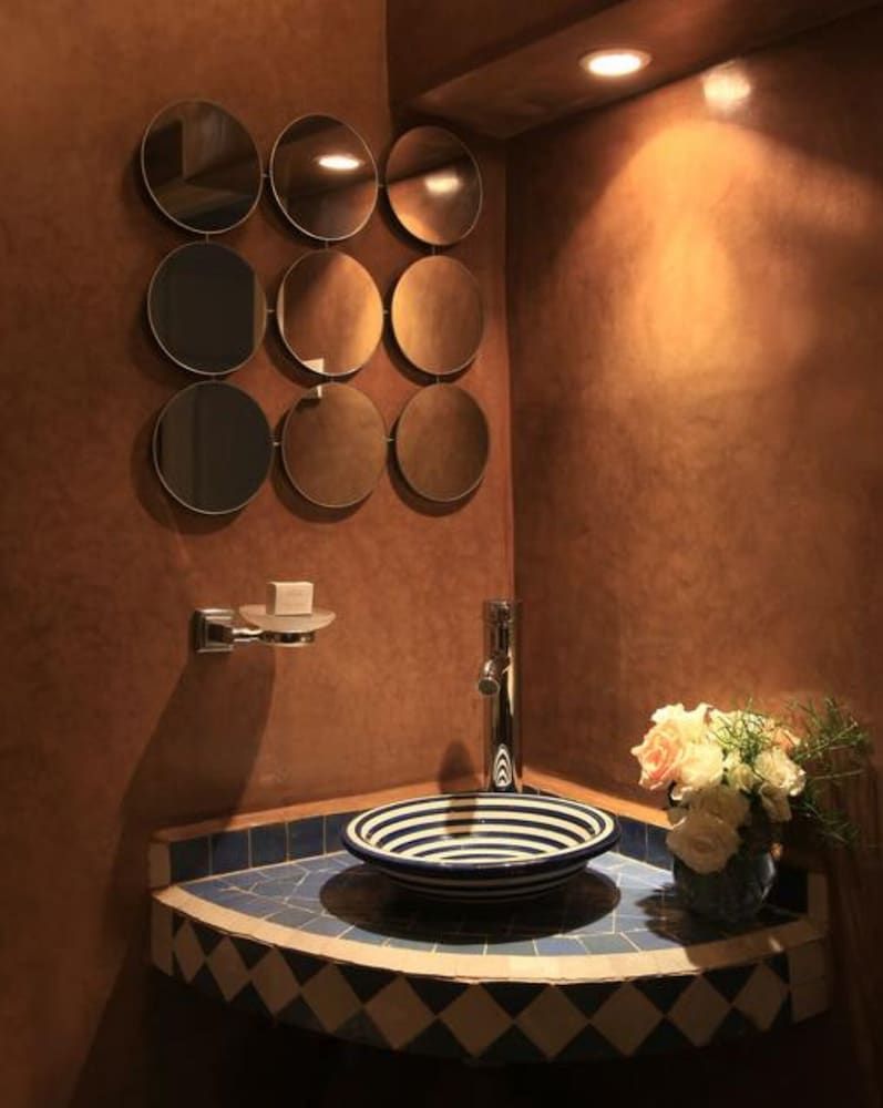 undefined Riad Noos Noos 8