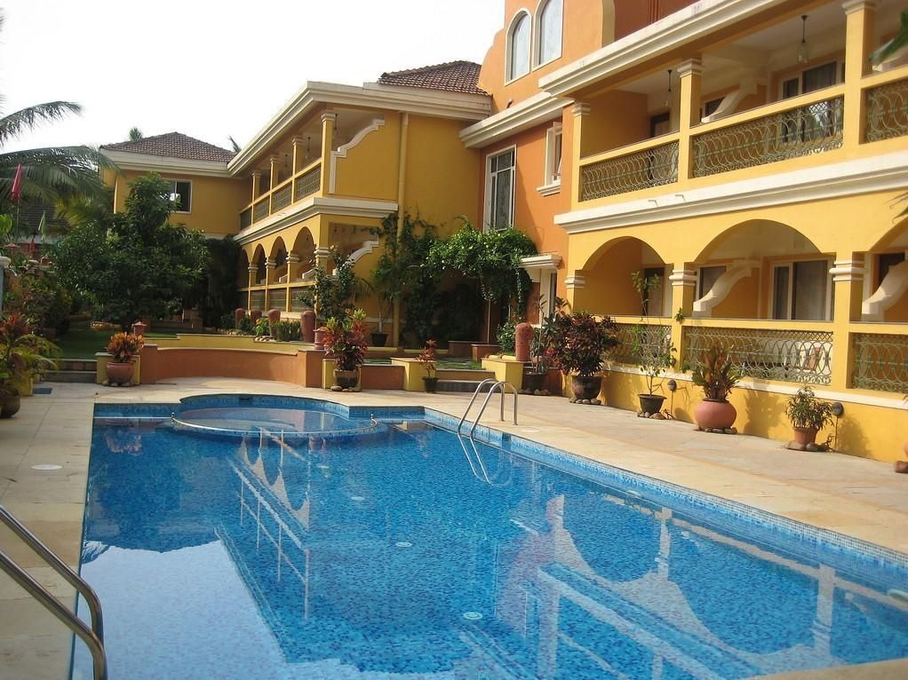 undefined Martin's Comfort 4