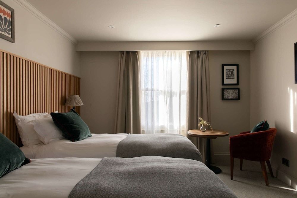 The Park Hotel Classic Twin Room, 1 Bedroom 2