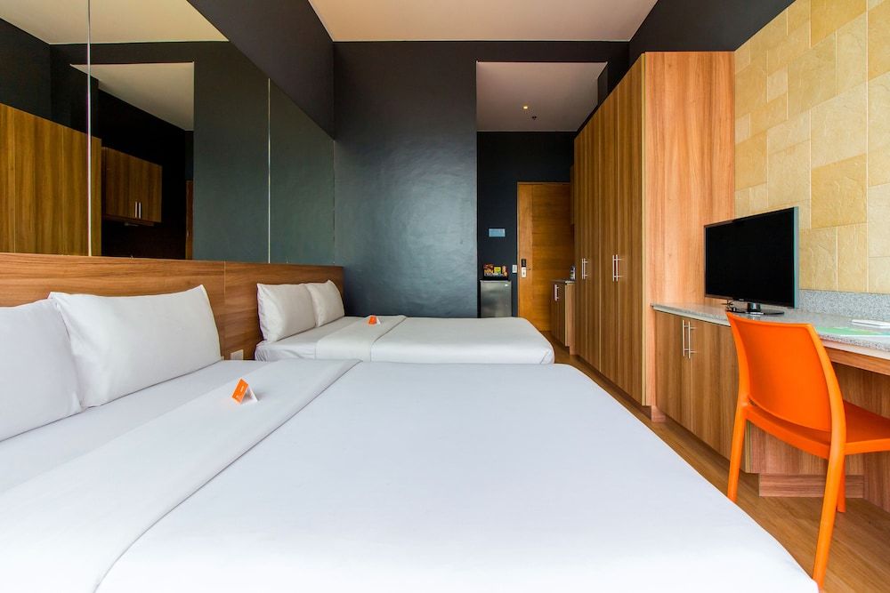 Azumi Boutique Hotel Standard 2 Queen Beds 2