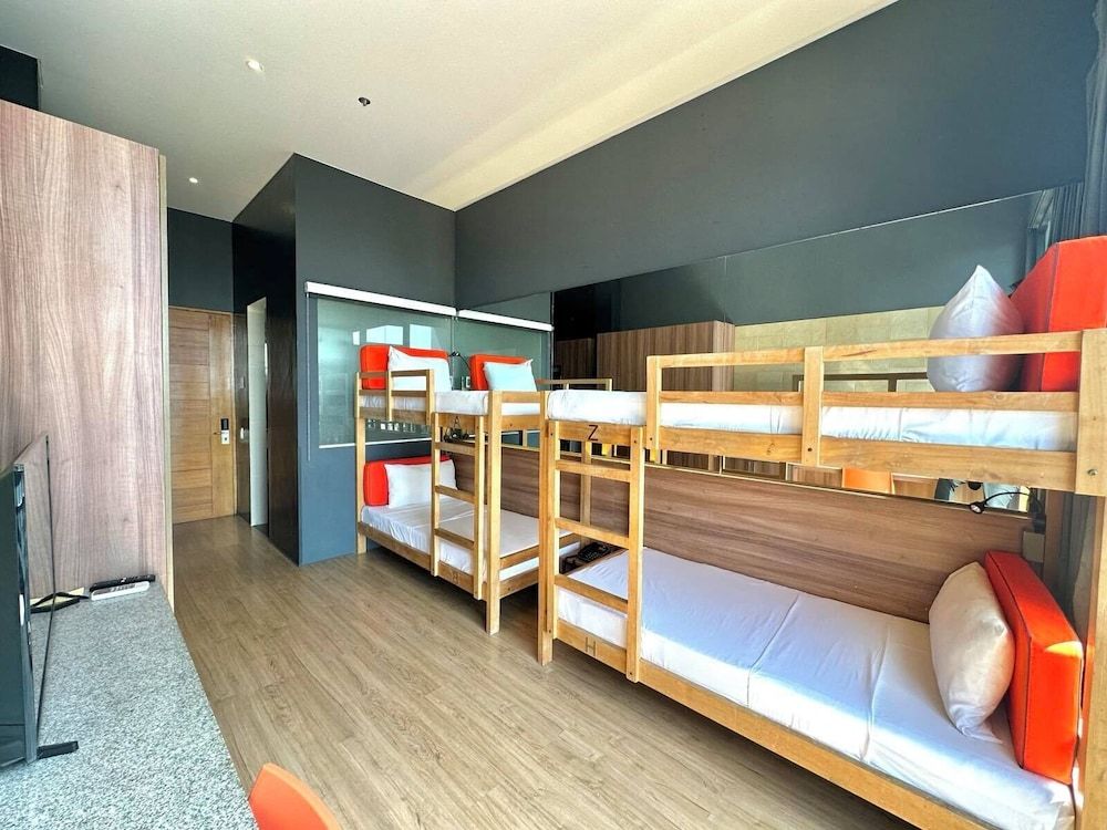 Azumi Boutique Hotel Bunk Beds 3