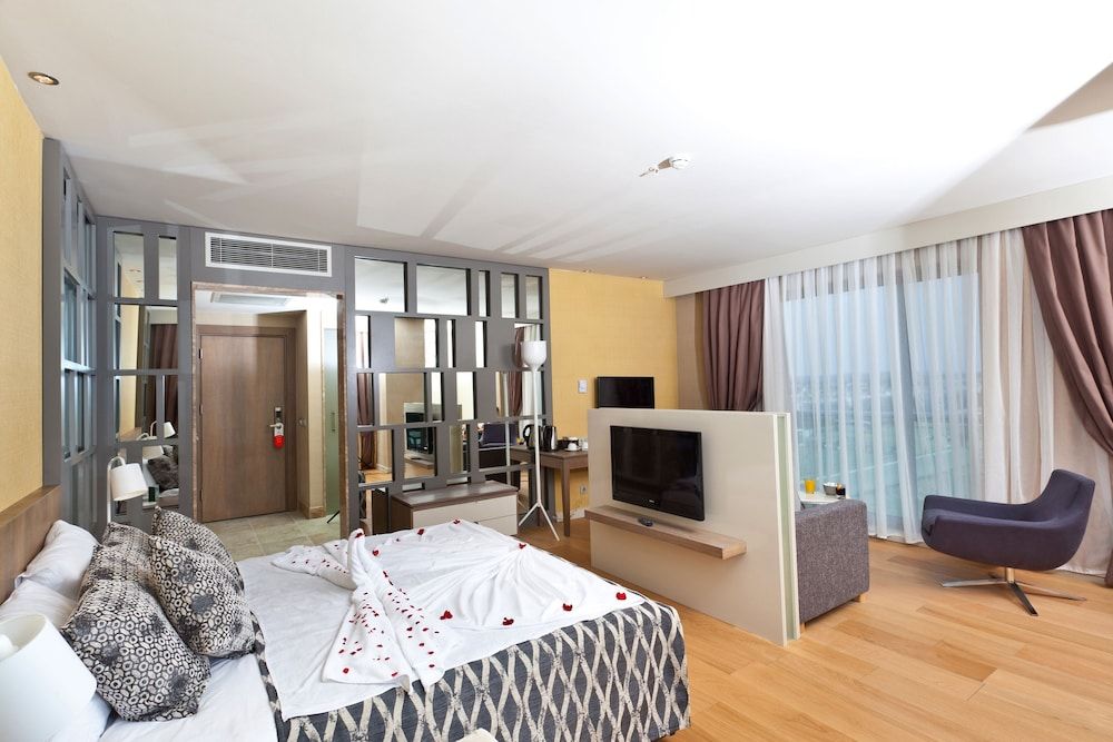 undefined Sherwood Dreams Resort 2