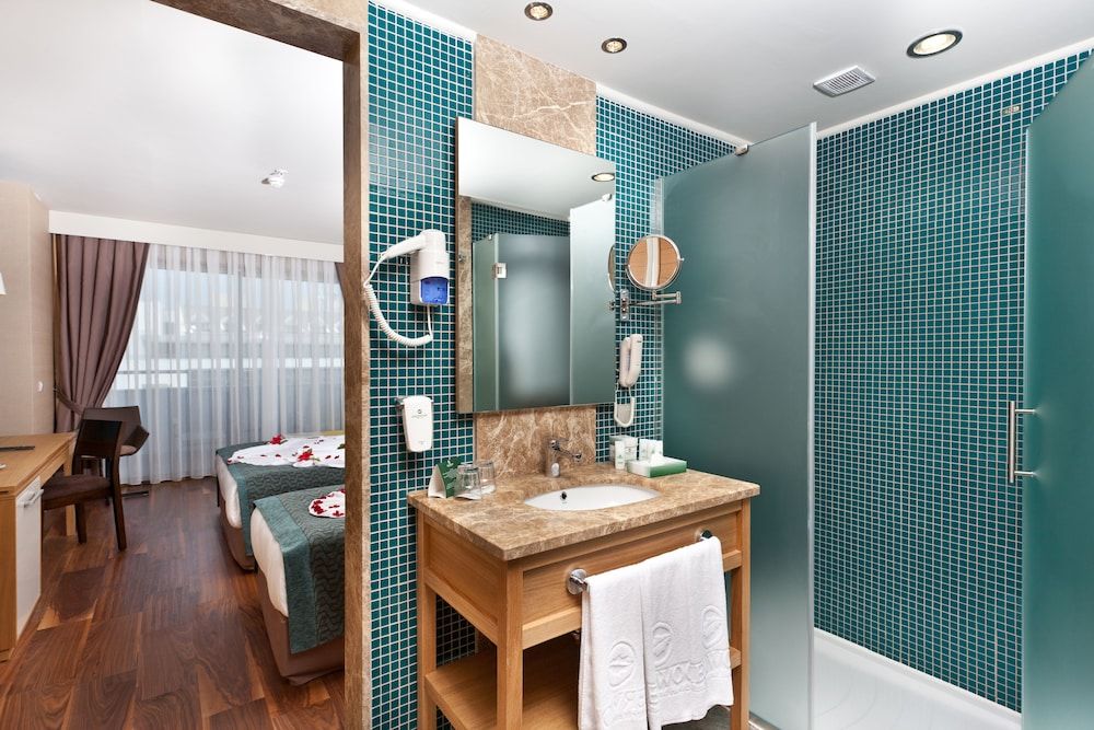 undefined Sherwood Dreams Resort 9