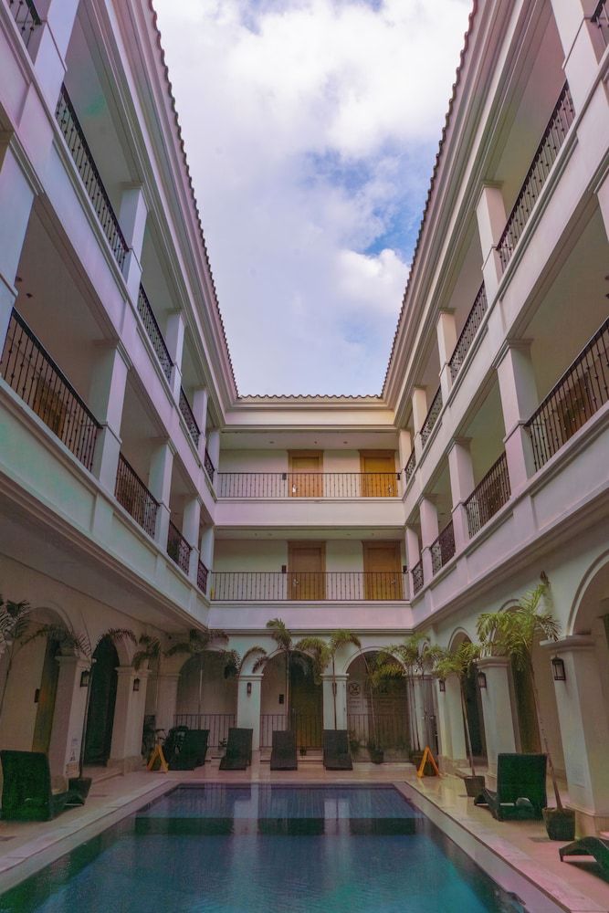 undefined Boracay Sands Hotel 7