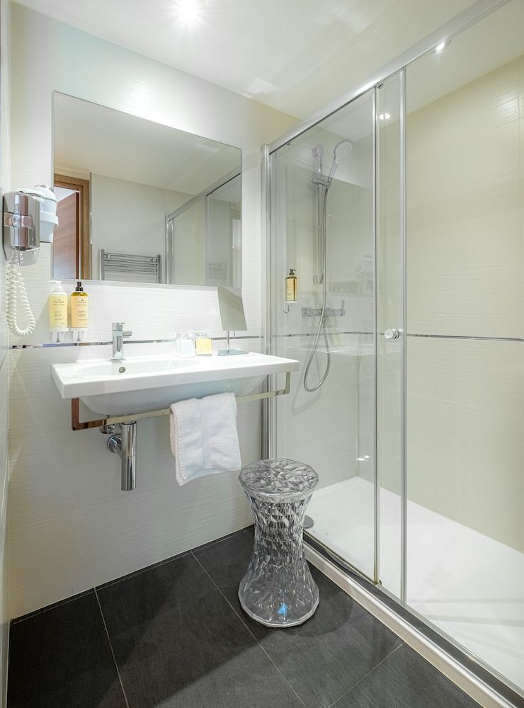 Best Western Premier Hotel Prince De Galles Classic Room, 1 Queen Bed, Mountainside 4