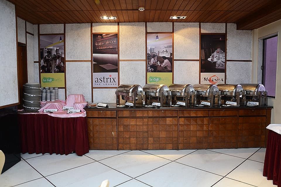 Food & Dining