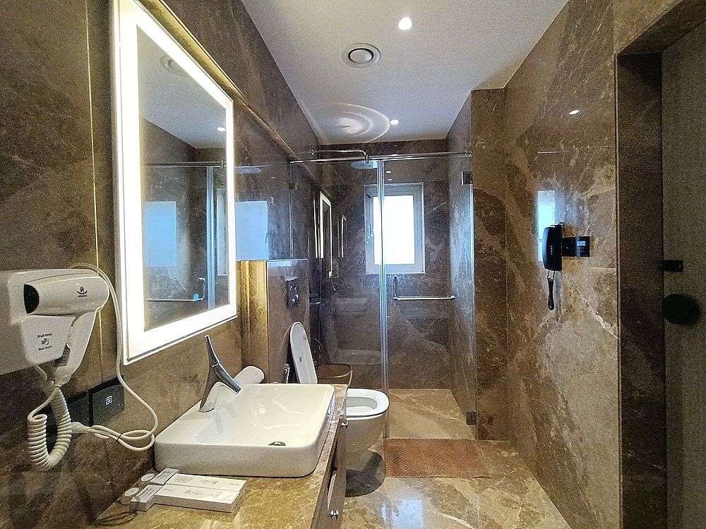 Hotel Highway Inn Deluxe AC Room 21