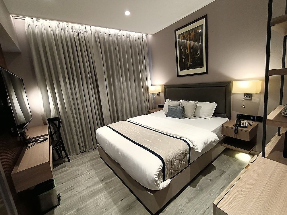 Hotel Highway Inn Deluxe AC Room 5