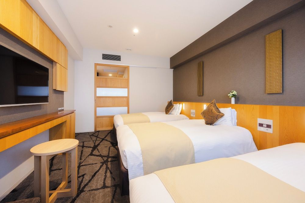 Triple Room
