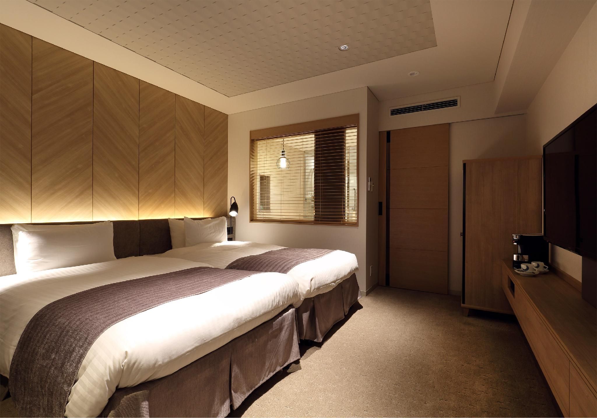 City View Hollywood Triple Room - Non-Smoking