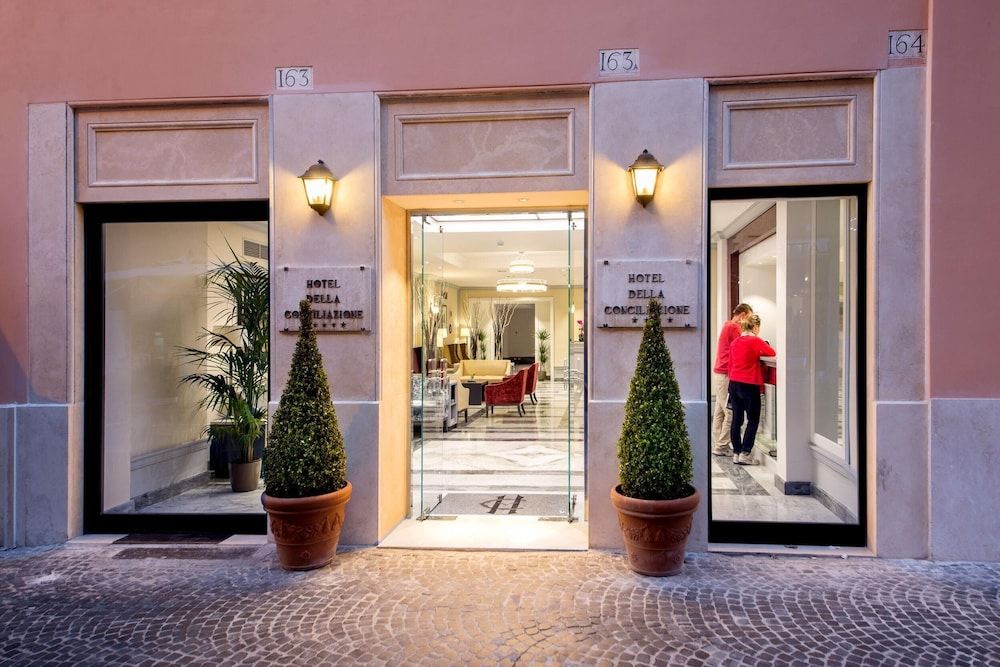 undefined Hotel della Conciliazione 9