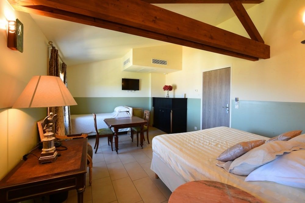 Studio Suite 33m2 with sea view