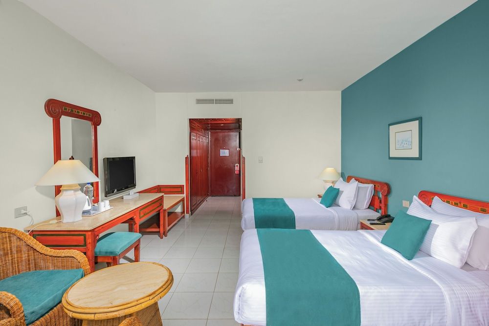 Bel Air Azur Resort - Adults Only Standard Room, Pool View 4