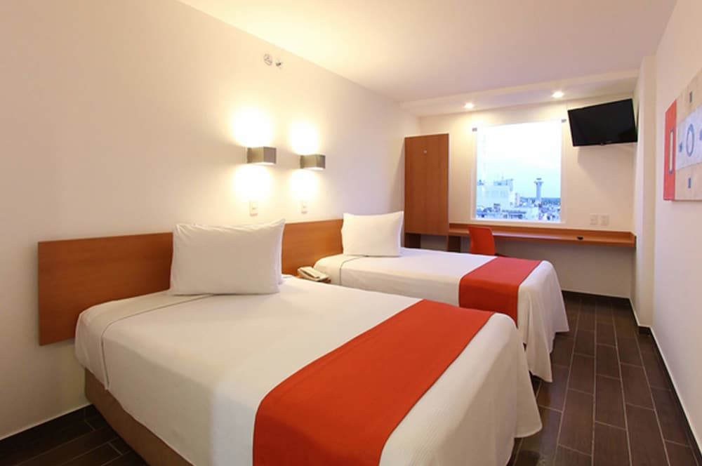One Silao Standard Twin Room, 2 Twin Beds