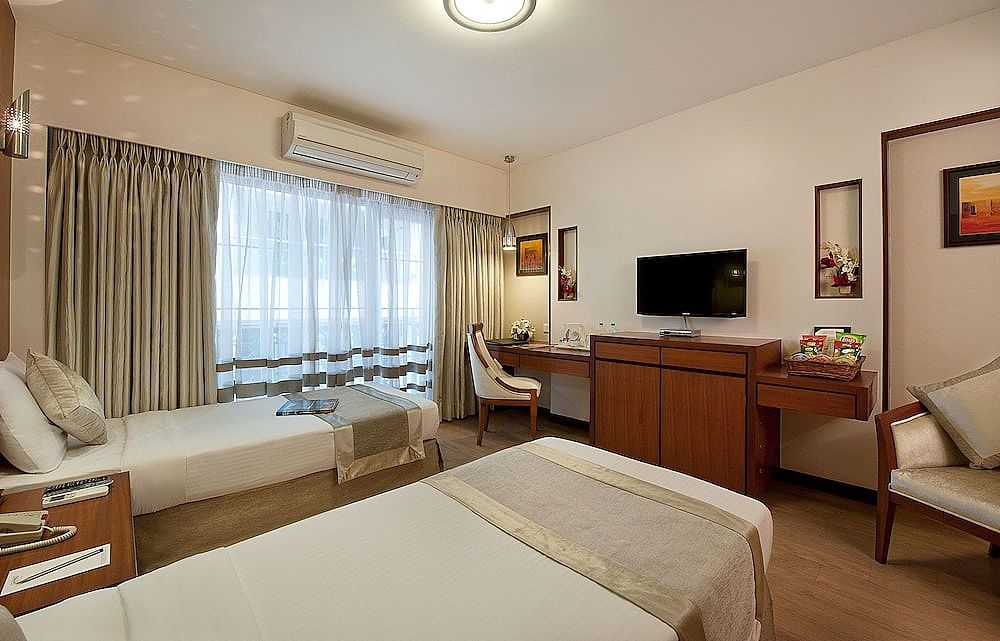Grand Residency Hotel & Serviced Apartments Deluxe Room