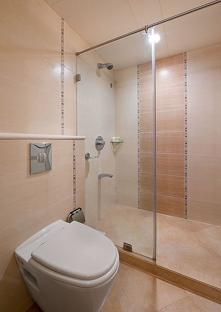 Grand Residency Hotel & Serviced Apartments Deluxe Room 12