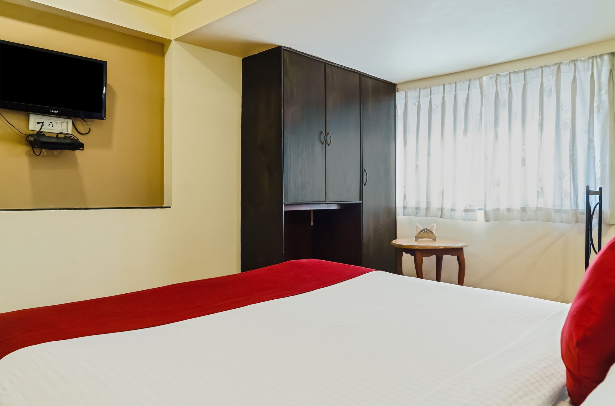 Hotel Heritage Dakshin Deluxe Room 13