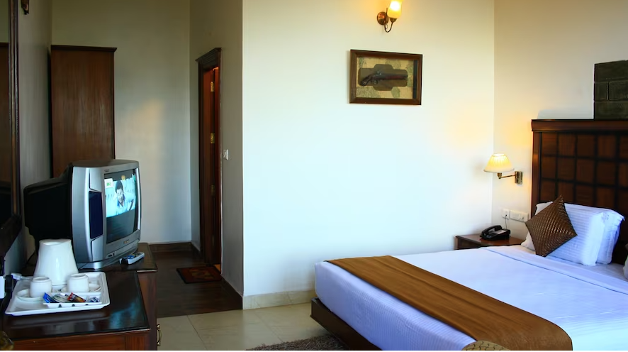 Kasauli Castle Resort Premium Deluxe AC Rooms (Ground Floor) 6