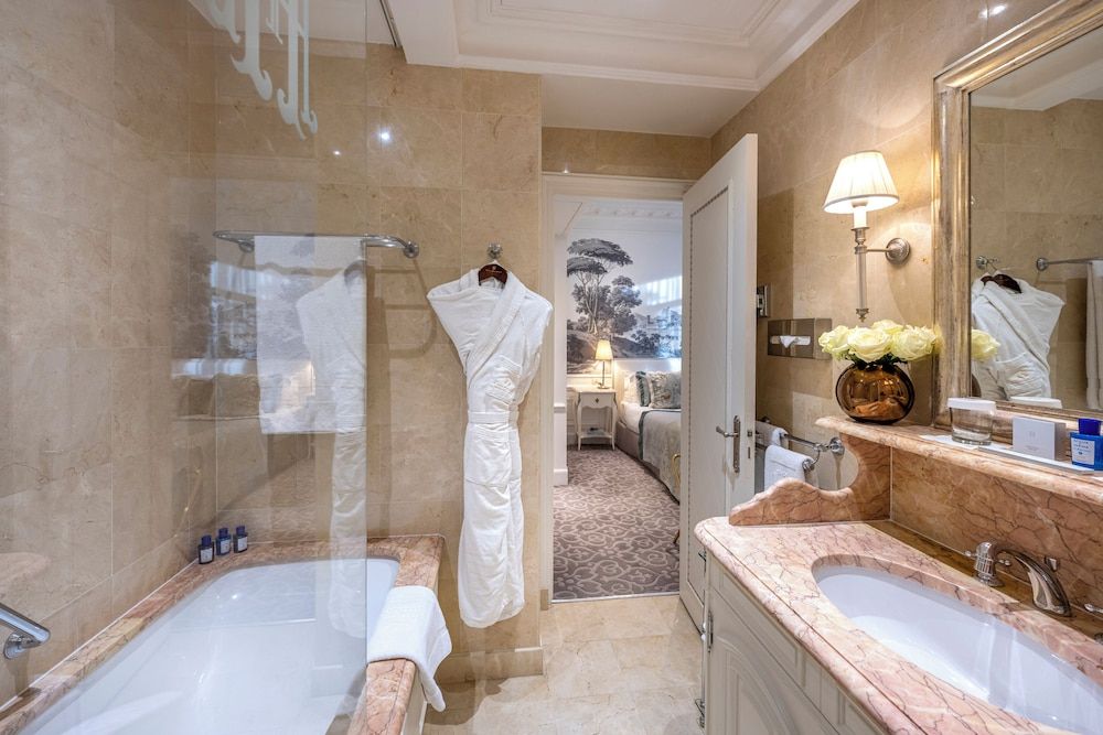 Hôtel Hermitage Monte-Carlo Superior Queen room, city or courtyard view 3