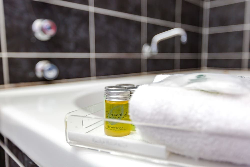 Abcot Inn Executive Room with Spa 6