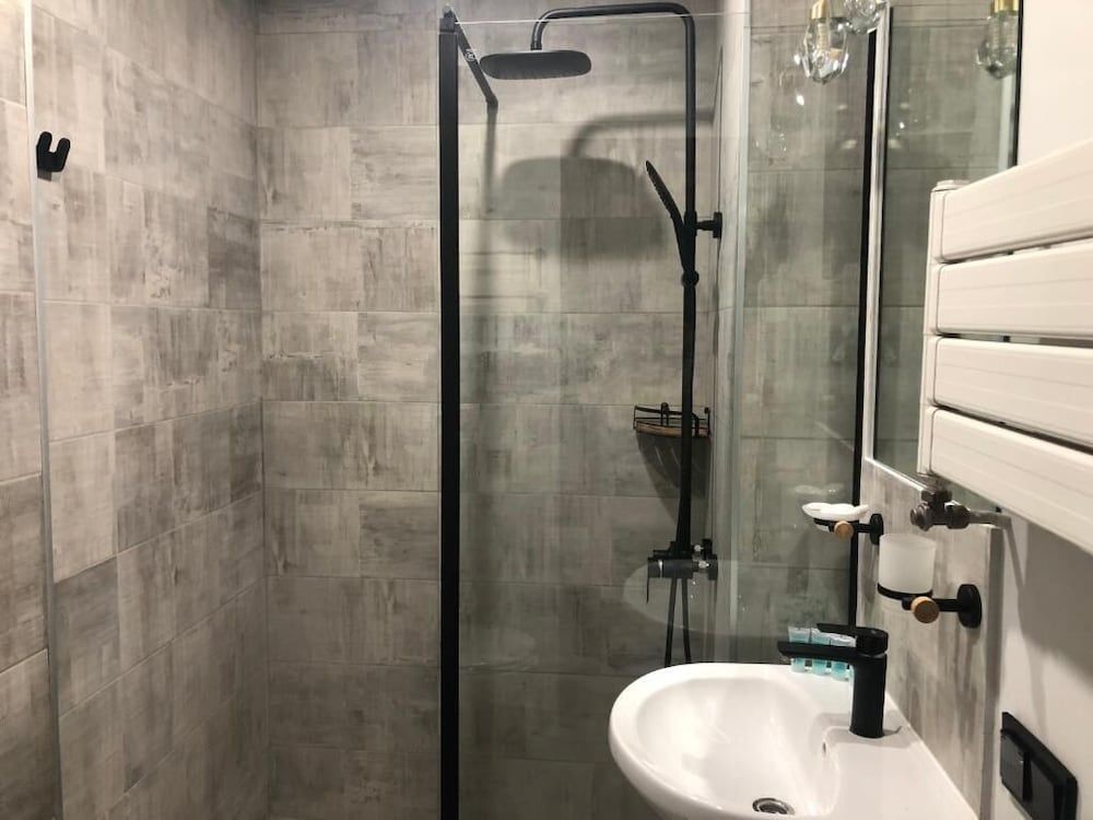 Iliani Hotel Standard Double Room, 1 Double Bed 9