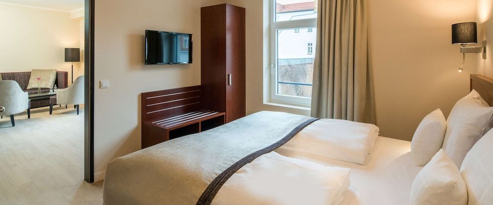 Best Western Plus Hotel Excelsior Suite, 1 Double Bed with Sofa bed, Annex Building (with Sofabed) 3