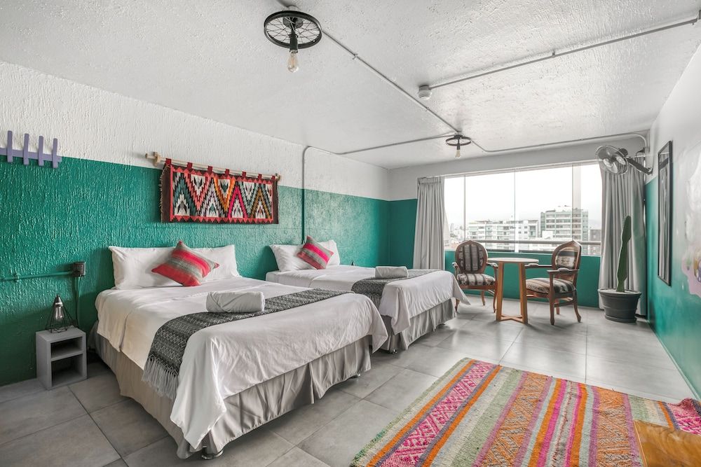 undefined NAIA Miraflores 4