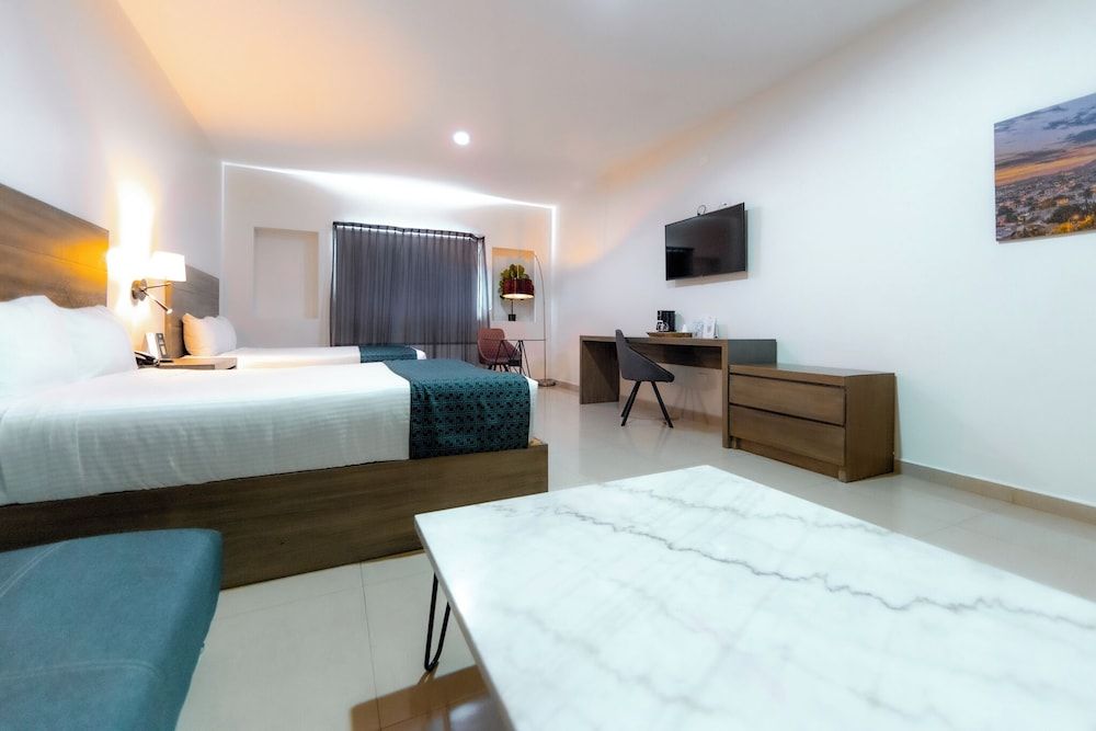 InHouse Hotel Culiacán Family Studio Suite 7
