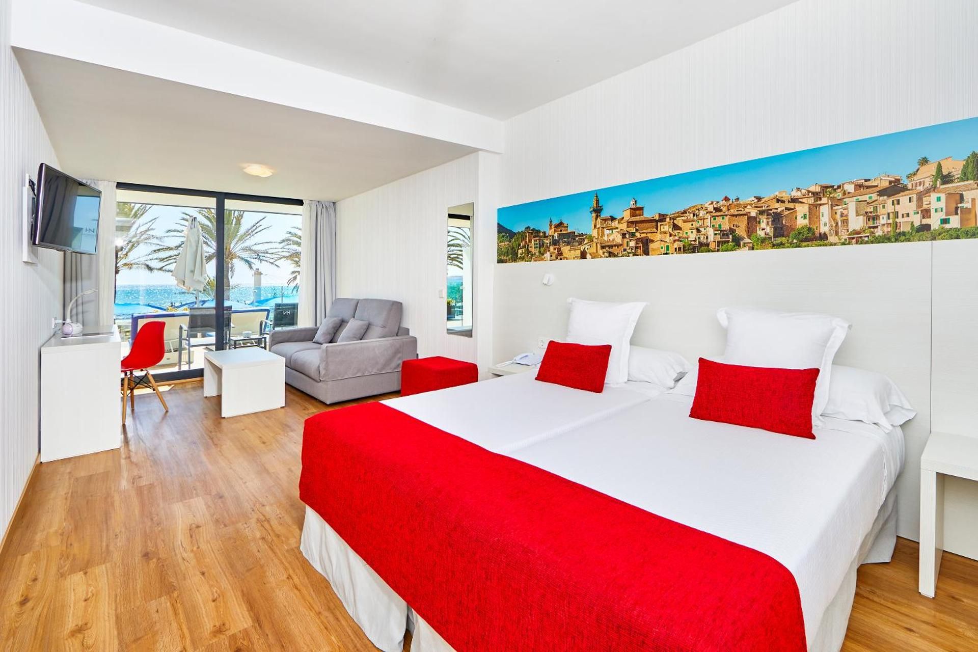 Superior Double or Twin Room with Terrace and Sea View