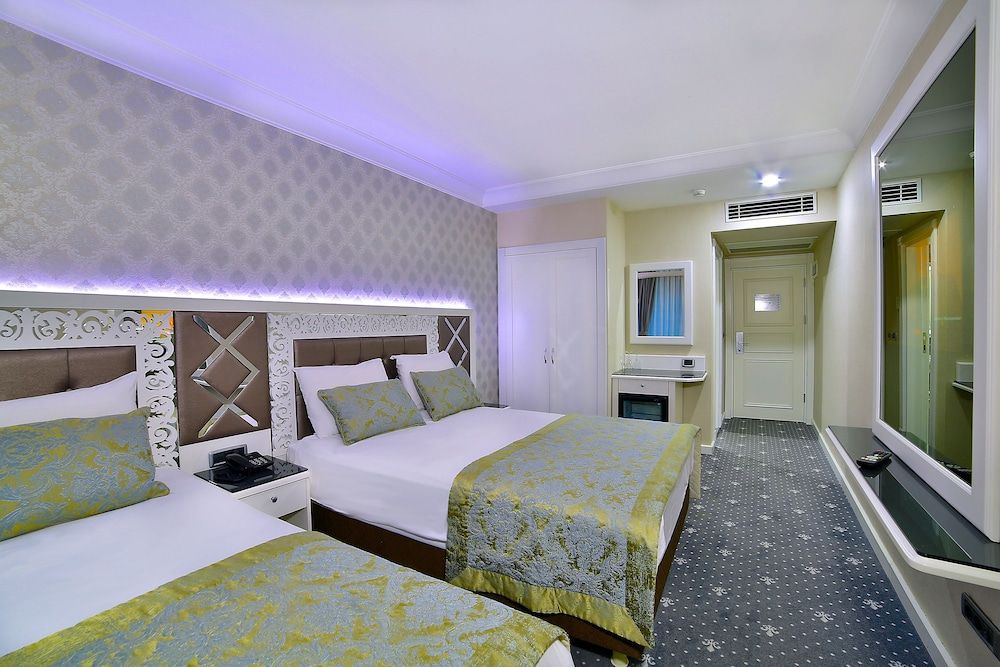 Hotel Monaco Double or Twin Room 7