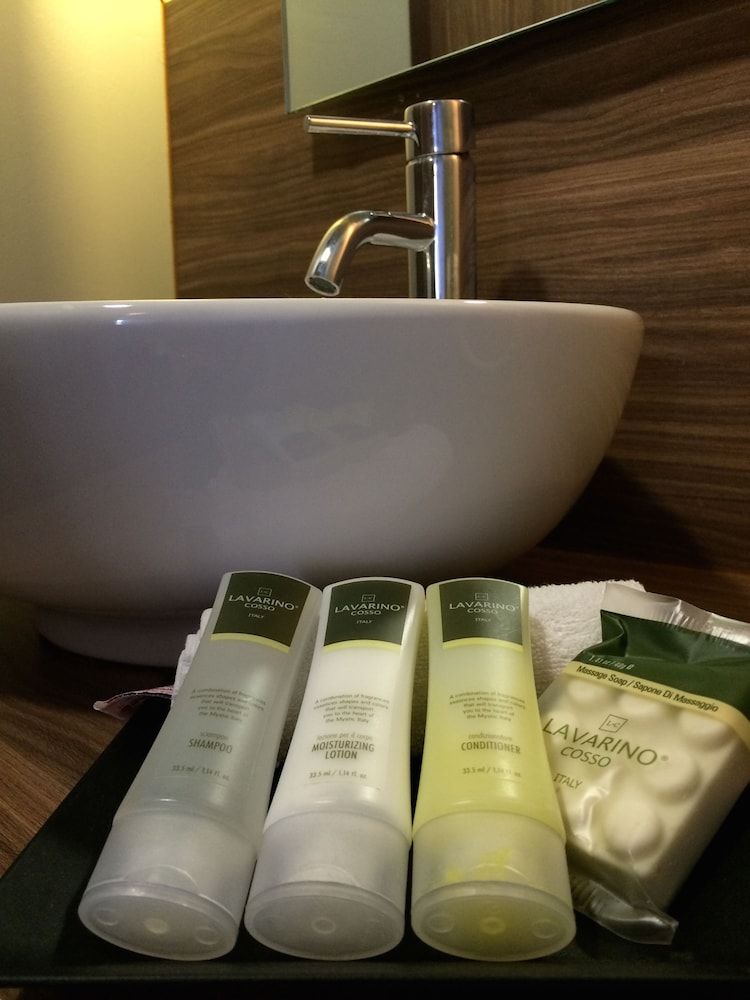 Hotel Block Suites Economy Room, 2 Double Beds 9