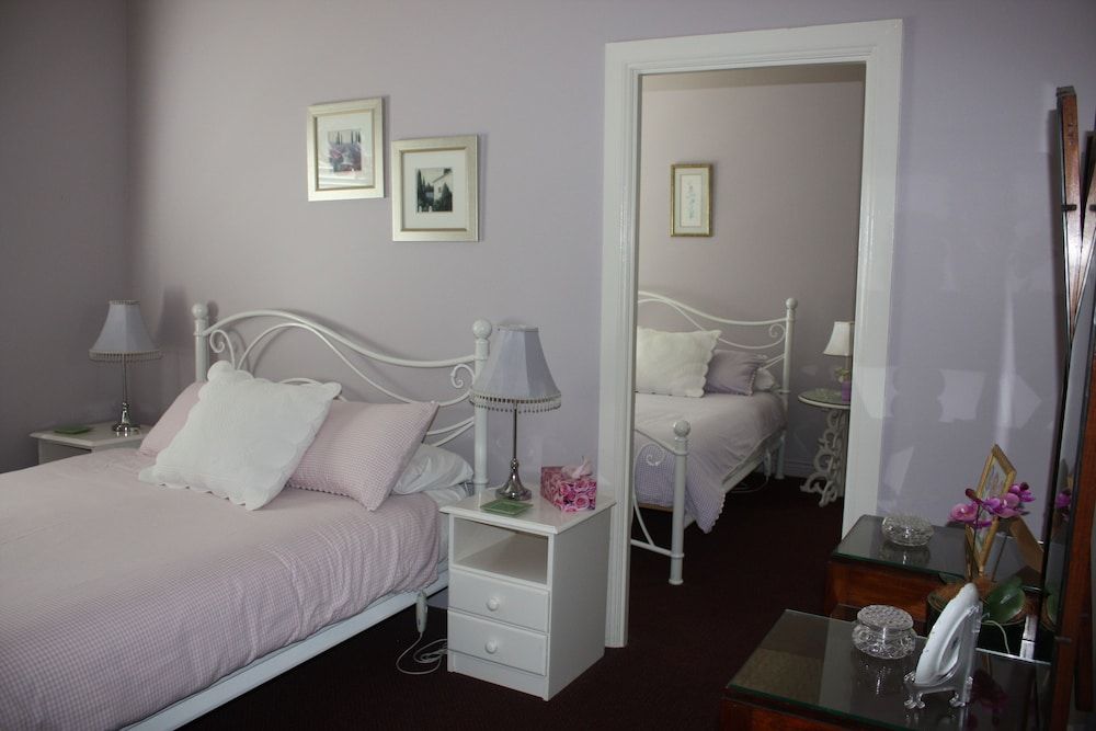 Westbury Gingerbread Cottages The Corner Cottage 2