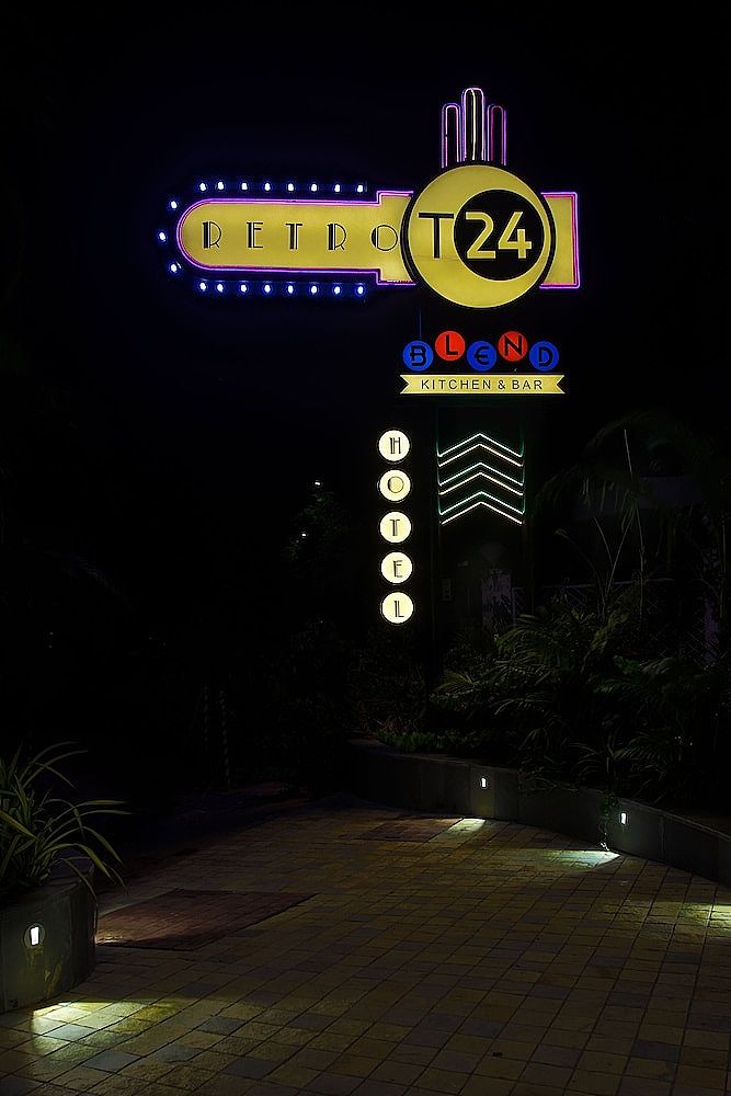 undefined T24 Retro 9